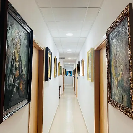 Art House بيت ضيافة