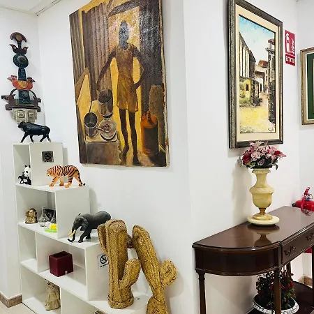 Art House Guest house *